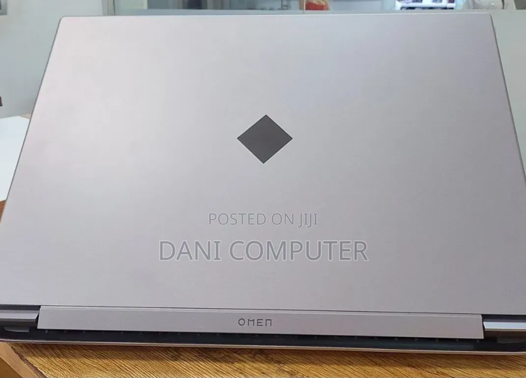 New Laptop HP Omen 16 16GB Intel Core i7 SSD 1T