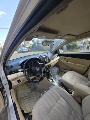 Toyota Yaris 2014 Silver