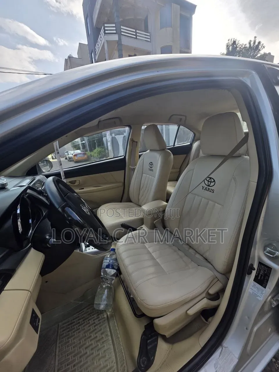 Toyota Yaris 2014 Silver