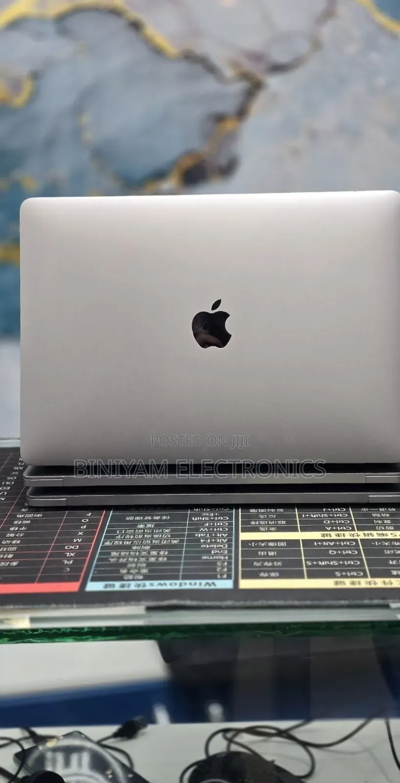 New Laptop Apple MacBook Pro 2020 M1 8GB Apple M1 Pro SSD 512GB