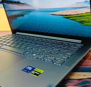 New Laptop Lenovo 32GB Intel Core Ultra 9 SSD 512GB