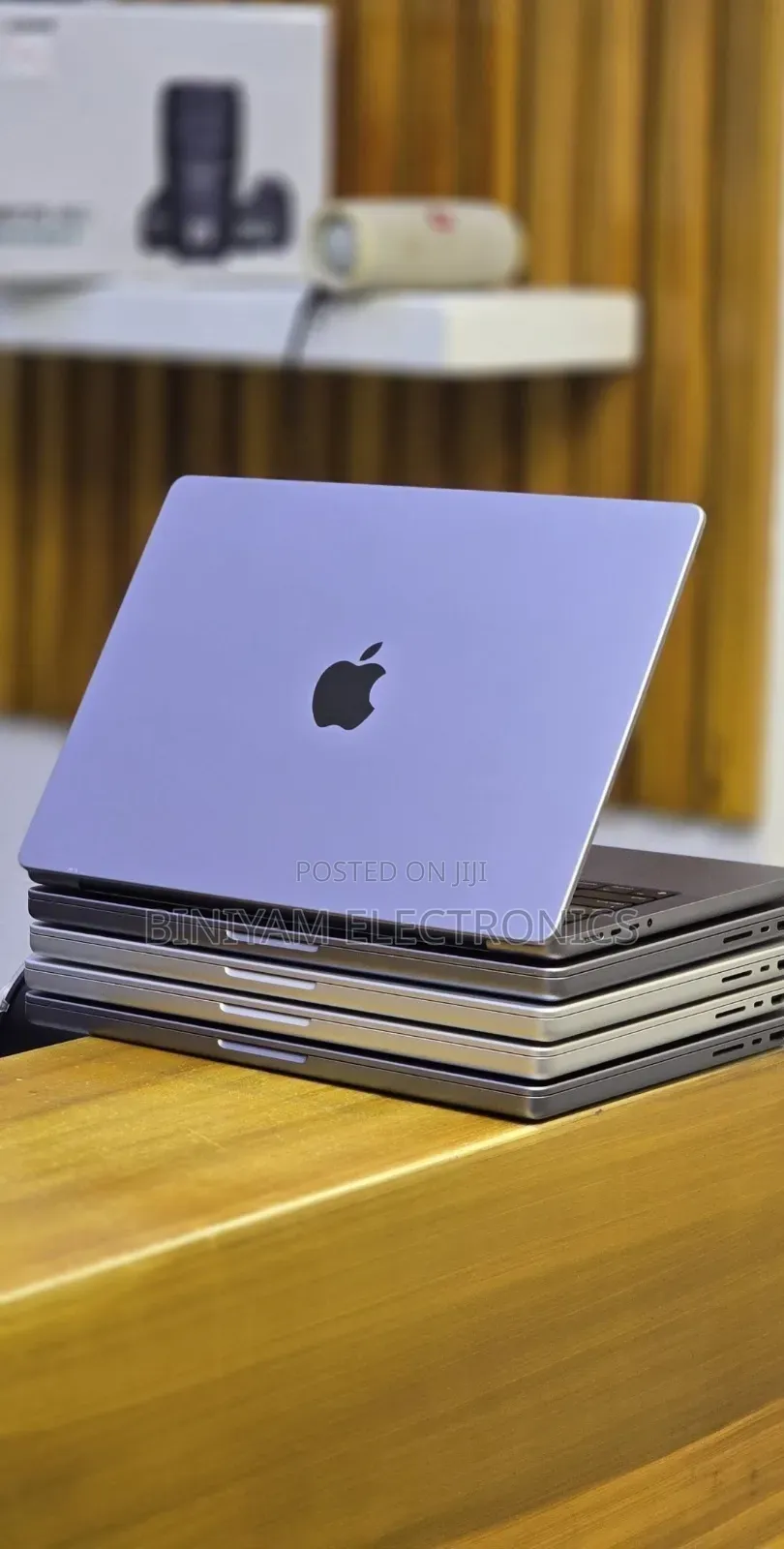 New Laptop Apple MacBook Pro 2020 M1 16GB Apple M1 Pro SSD 512GB