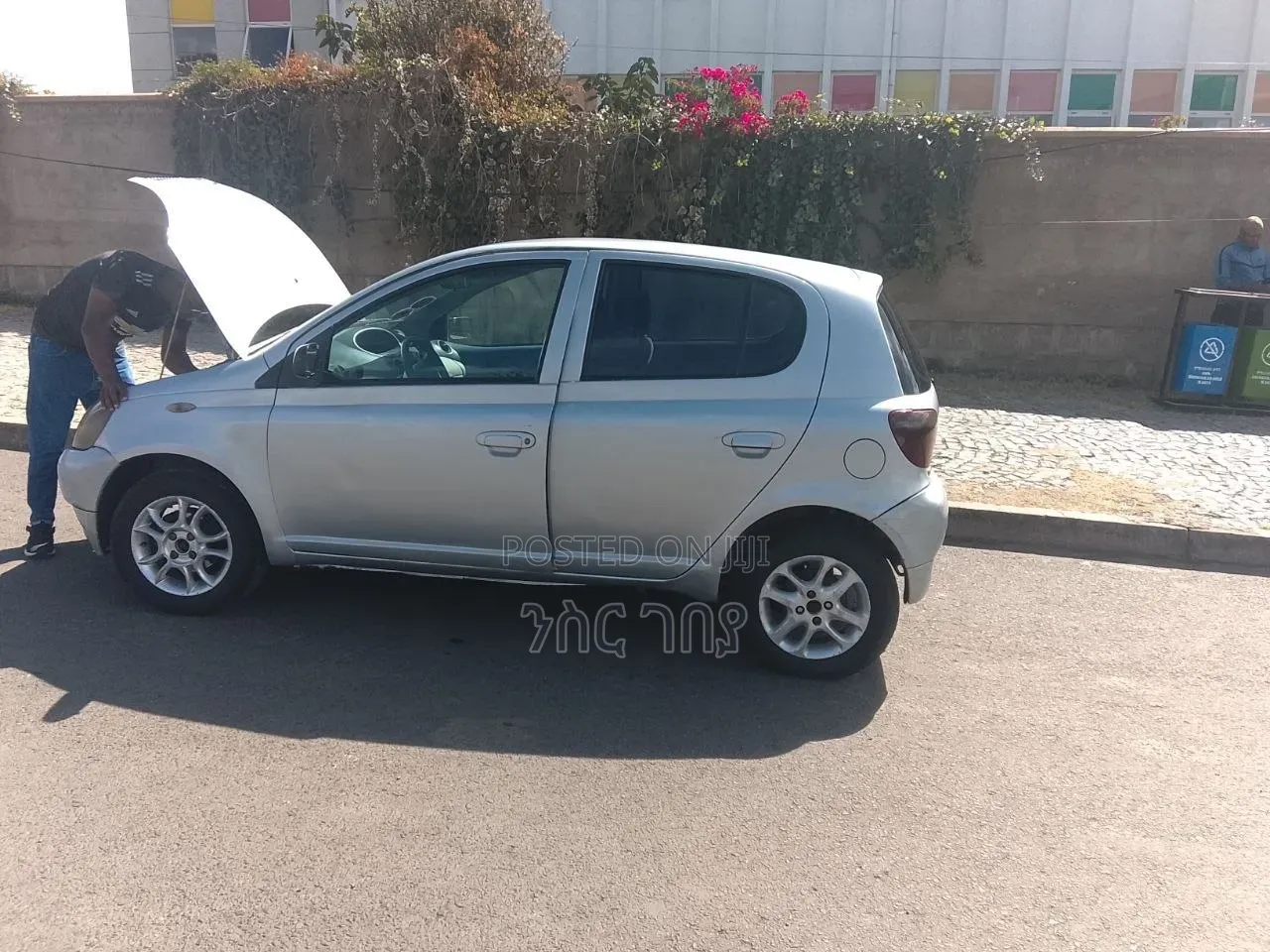 Toyota Vitz 1999 Silver