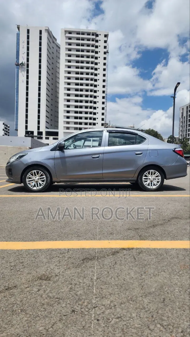 Mitsubishi Attrage 2021 Gray
