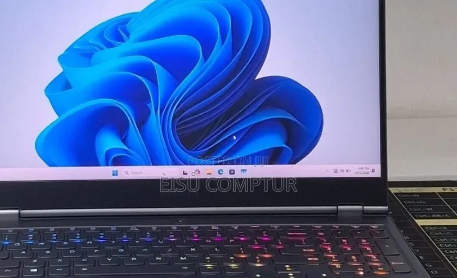 New Laptop Lenovo Legion 7 16GB Intel Core i7 SSD 512GB