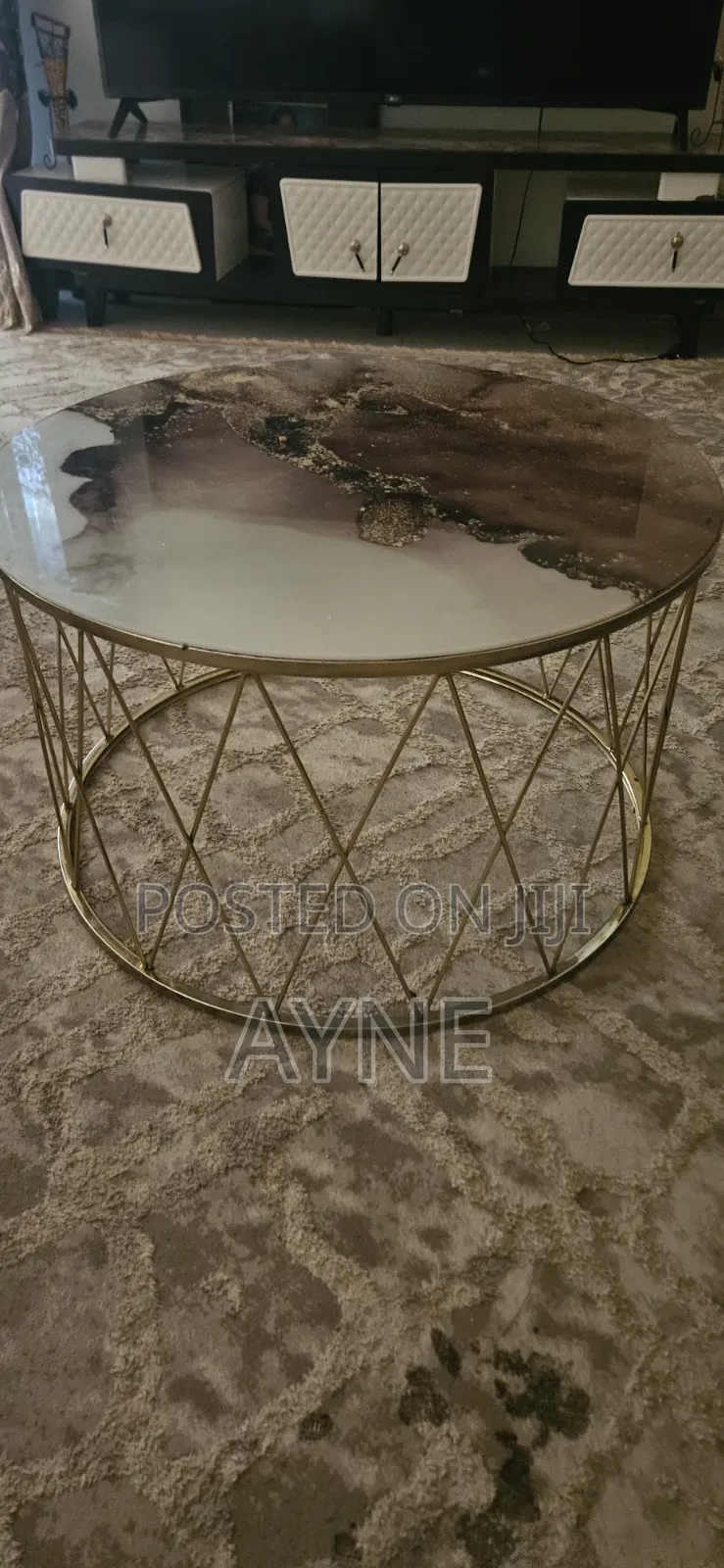 A Golden Nice Tabel