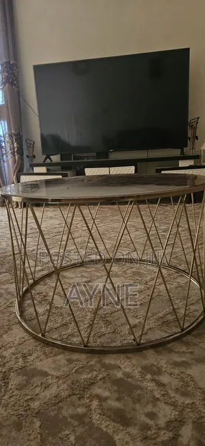 A Golden Nice Tabel