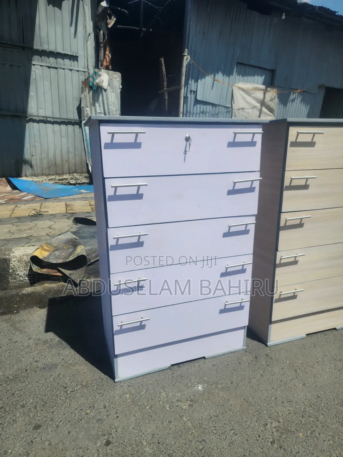 የሸሚዝ ድራወርስ በ 14,800