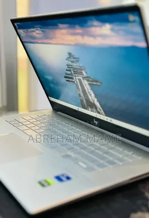 New Laptop HP Envy 15 16GB Intel Core i7 SSD 512GB