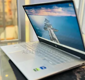 New Laptop HP Envy 15 16GB Intel Core i7 SSD 512GB