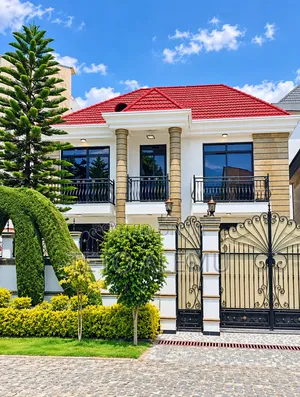 Furnished 6bdrm House in Yeka for sale