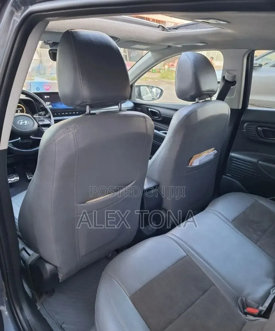 Hyundai Bayon 2022 Gray