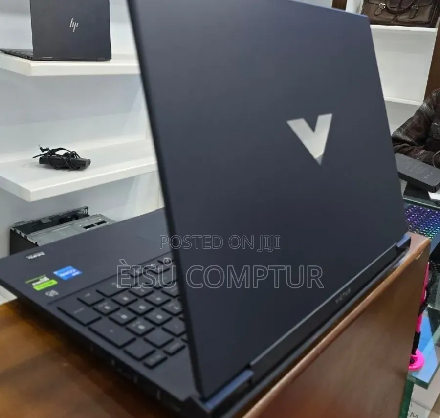 New Laptop HP Victus 15 16GB Intel Core i5 SSD 512GB