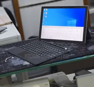 New Laptop Microsoft Surface 16GB Intel Core i5 SSD 256GB