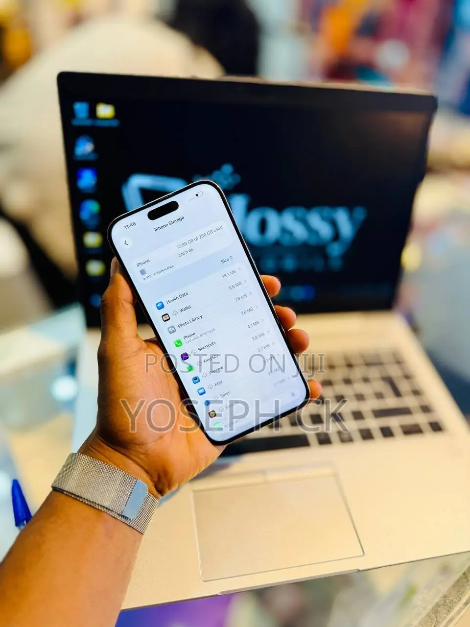 New Apple iPhone 16 Pro Max 256 GB Gold