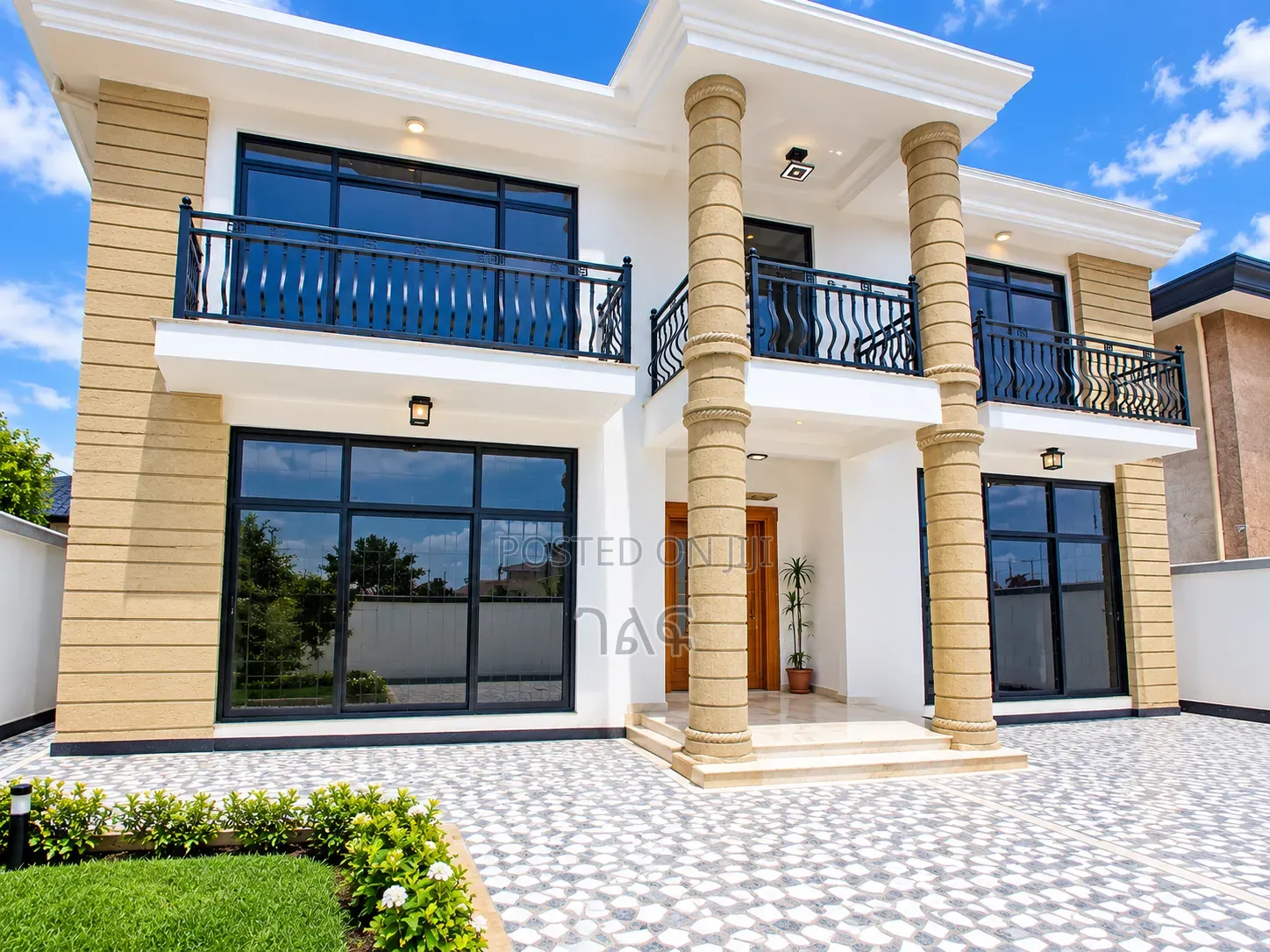5bdrm House in 🏡አያት ለሽያጭ የቀረበ G+1, Bole for sale