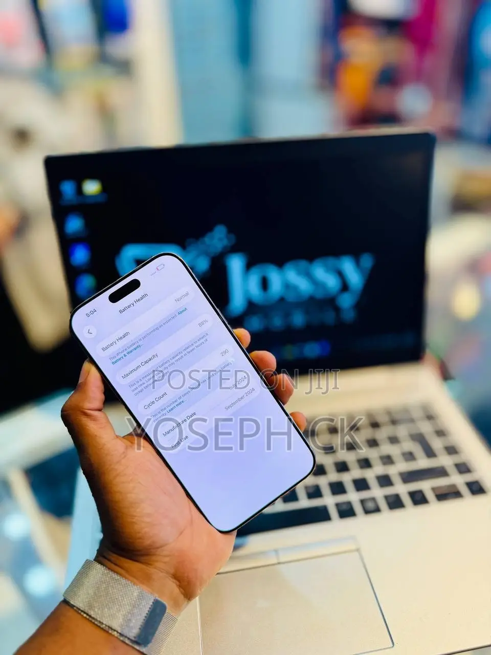 New Apple iPhone 16 Pro Max 256 GB Gold