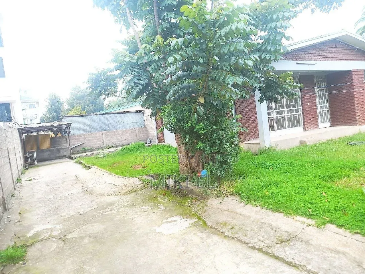 Furnished 4bdrm Villa in Ayat, Bole for sale