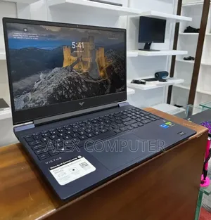 New Laptop HP Victus 15 16GB Intel Core i5 SSD 512GB