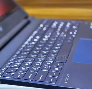 New Laptop HP Victus 15 16GB Intel Core i5 SSD 512GB