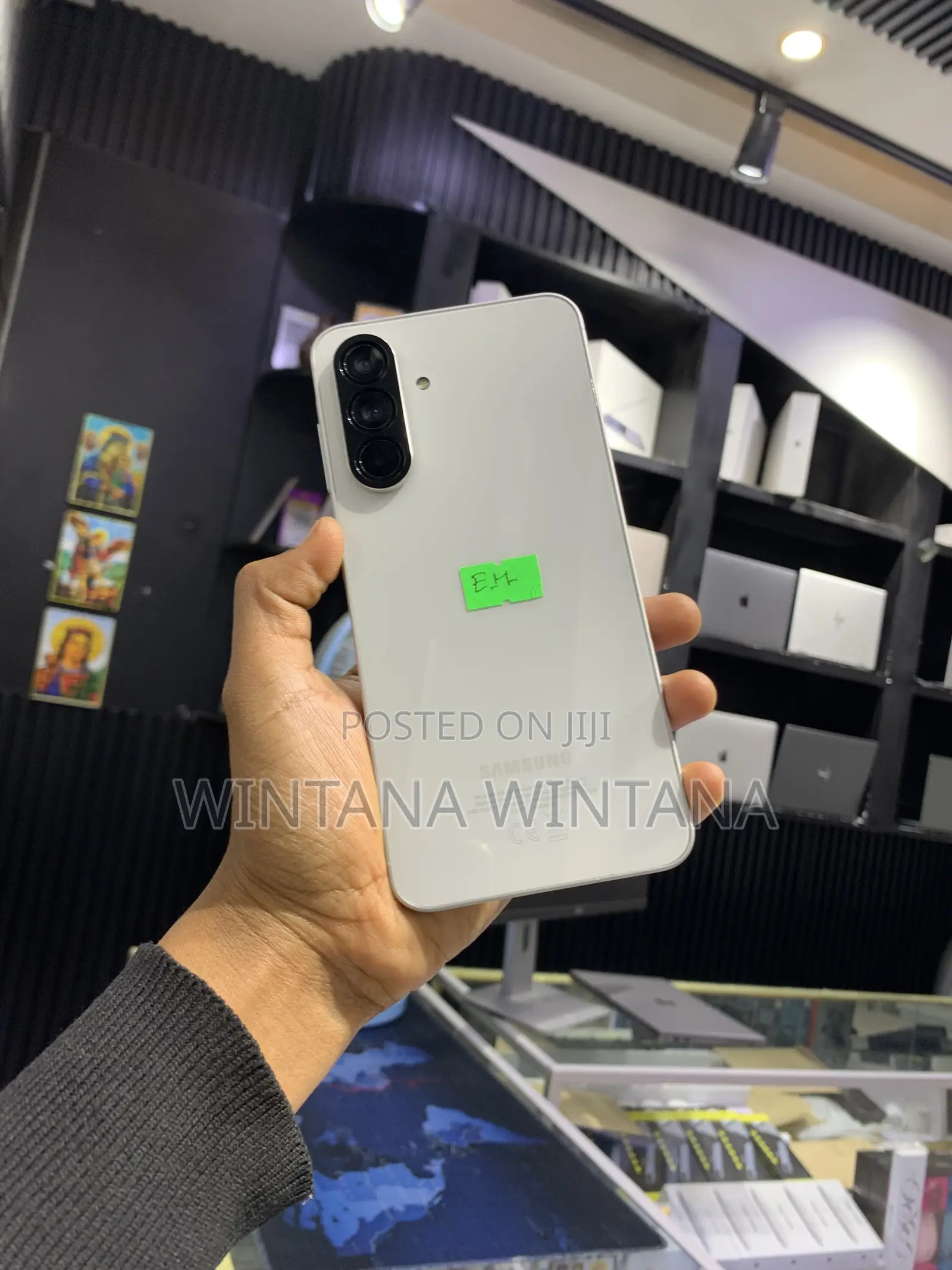 New Samsung Galaxy A56 256 GB White