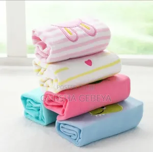 Romper Gift Set 5 in 1 ባለ 5 ፍሬ የልጆች የዳይፐር ቲሸርት
