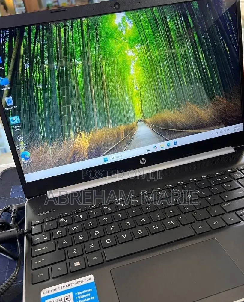 New Laptop HP Stream Notebook 8GB Intel Core i7 SSD 256GB