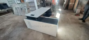 Managerial Desk | የማናጀር ጠረጴዛ