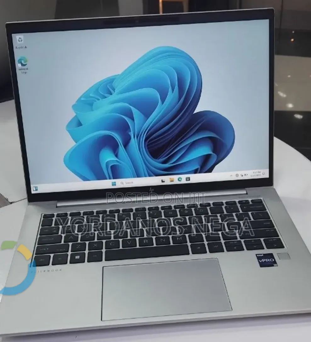 New Laptop HP EliteBook 840 G10 16GB Intel Core i7 SSD 512GB