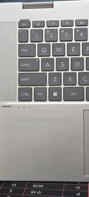 New Laptop HP Envy 14 16GB Intel Core i7 SSD 1T