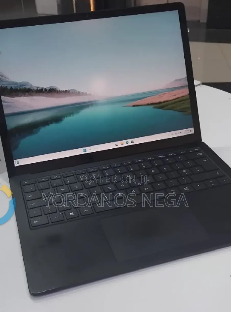 New Laptop Microsoft Surface Laptop 4 16GB Intel Core i7 SSD 512GB