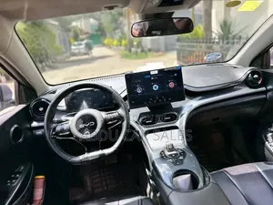 New BYD E2 43 kWh 94 hp FWD 2025 Gray