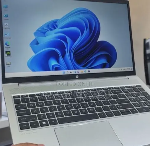 New Laptop HP ProBook 450 G8 16GB Intel Core i7 SSD 512GB