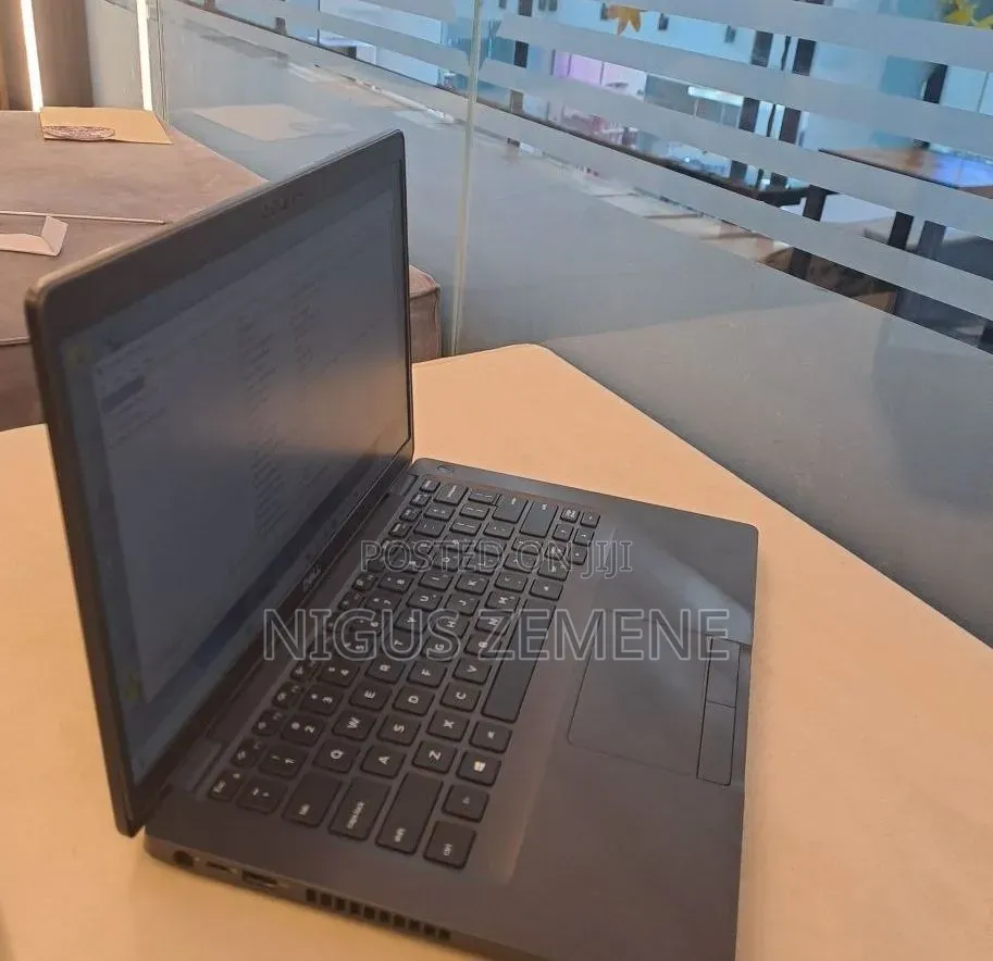 New Laptop Dell Latitude 5400 8GB Intel Core i7 SSD 256GB