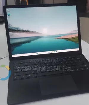 New Laptop Microsoft Surface Laptop 3 8GB Intel Core i5 SSD 256GB