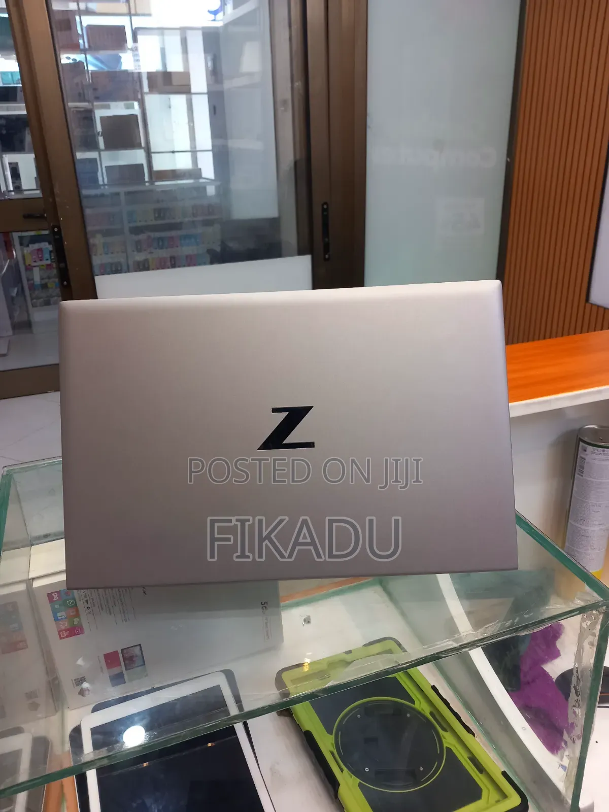 New Laptop HP Zbook Studio G7 16GB Intel Core i7 SSD 512GB