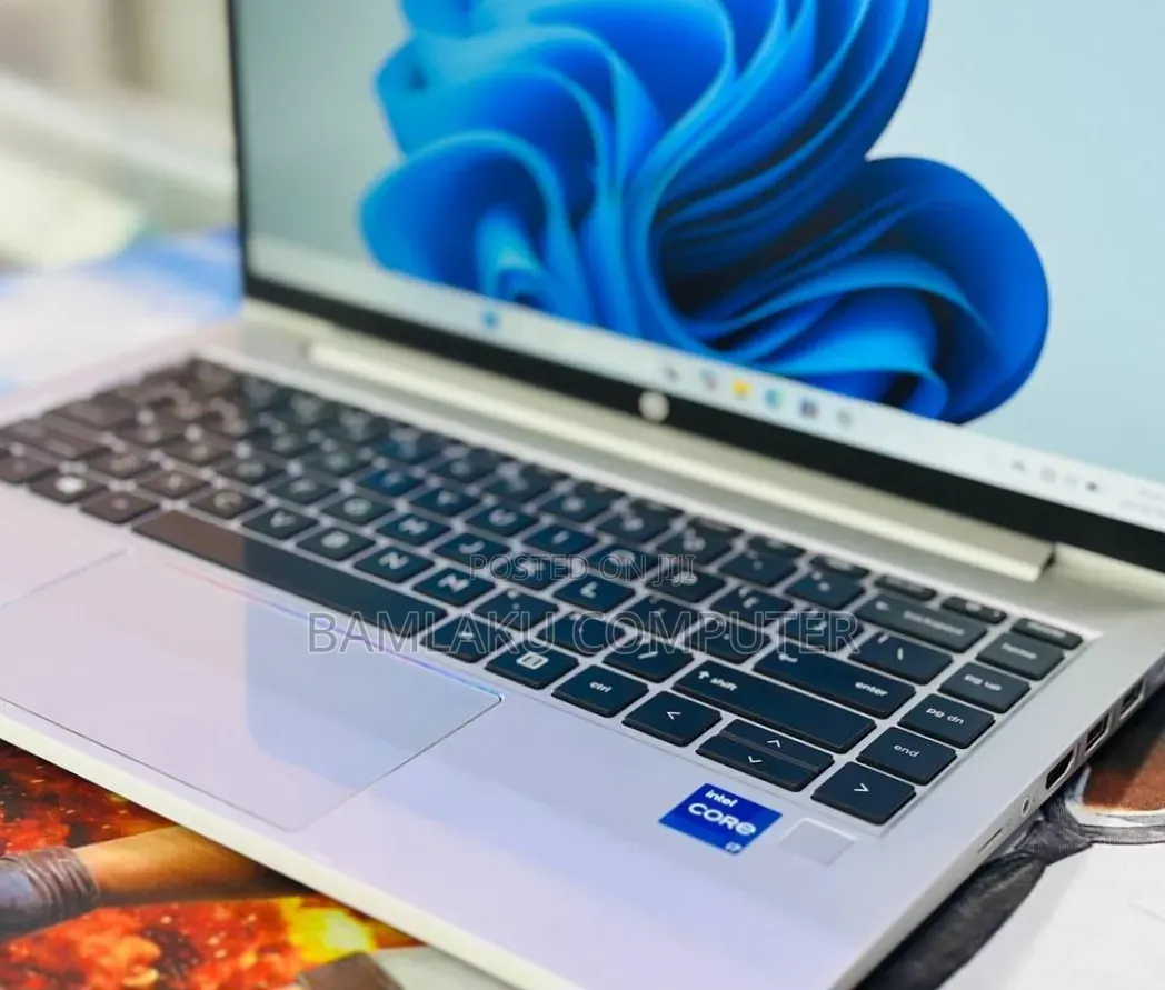 New Laptop HP ProBook 440 G8 16GB Intel Core i7 SSD 512GB