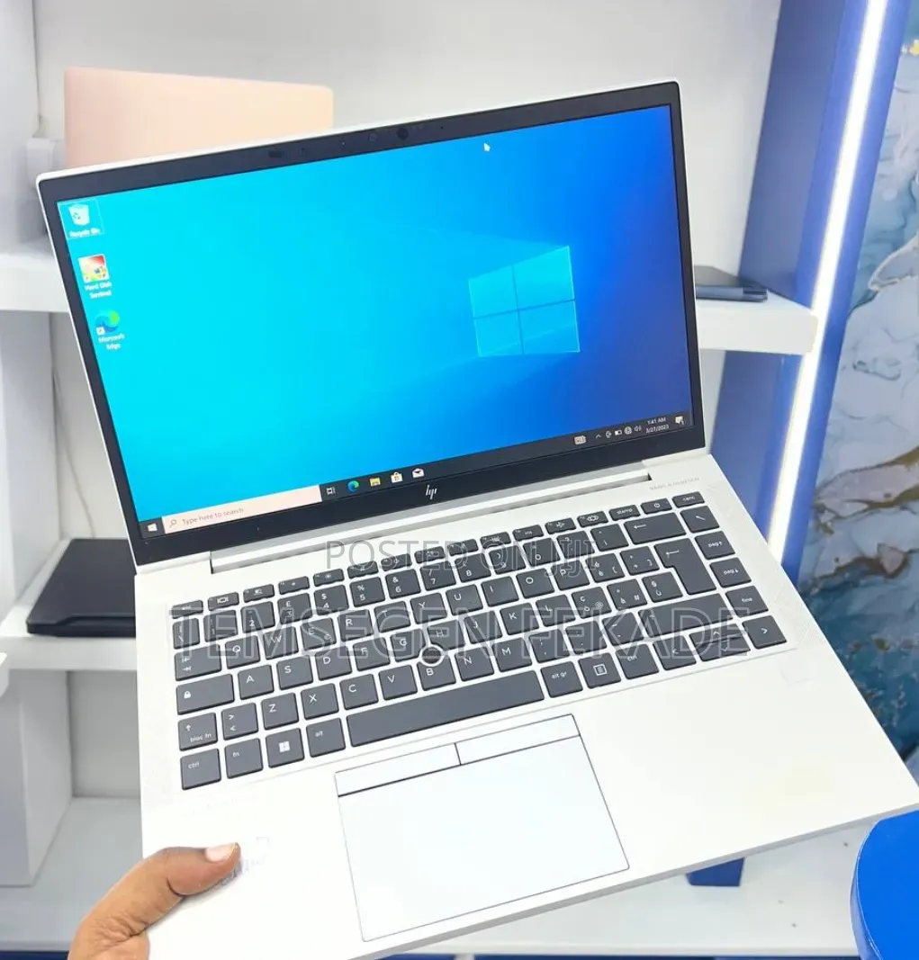 New Laptop HP EliteBook 845 G8 16GB AMD Ryzen 5 SSD 512GB
