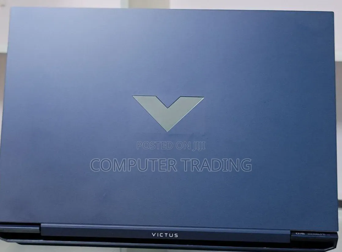New Laptop HP Victus 16 16GB Intel Core i7 SSD 512GB