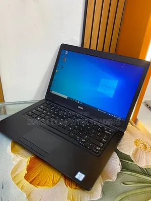 Laptop Dell Inspiron 14 5480 8GB Intel Core i9 HDD 500GB