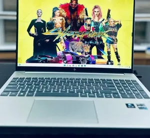 New Laptop HP Pavilion 17 16GB Intel Core i7 SSD 1T