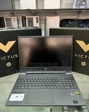New Laptop HP Victus 15 16GB Intel Core i7 SSD 1T