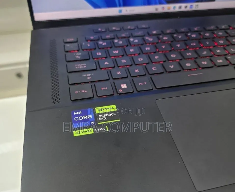 New Laptop Asus 16GB Intel Core i9 SSD 1T