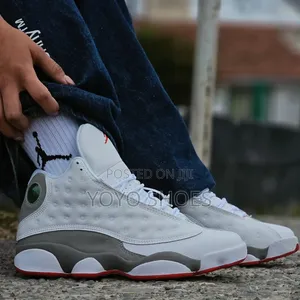Nike Air Jordan 13 Retro "Wolf Gray" Unisex Fashion Sneaker Boot