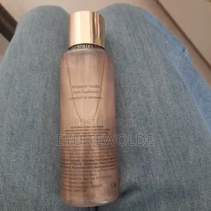 Victoria Secret Splash and Lotion (Vanilla Sent)