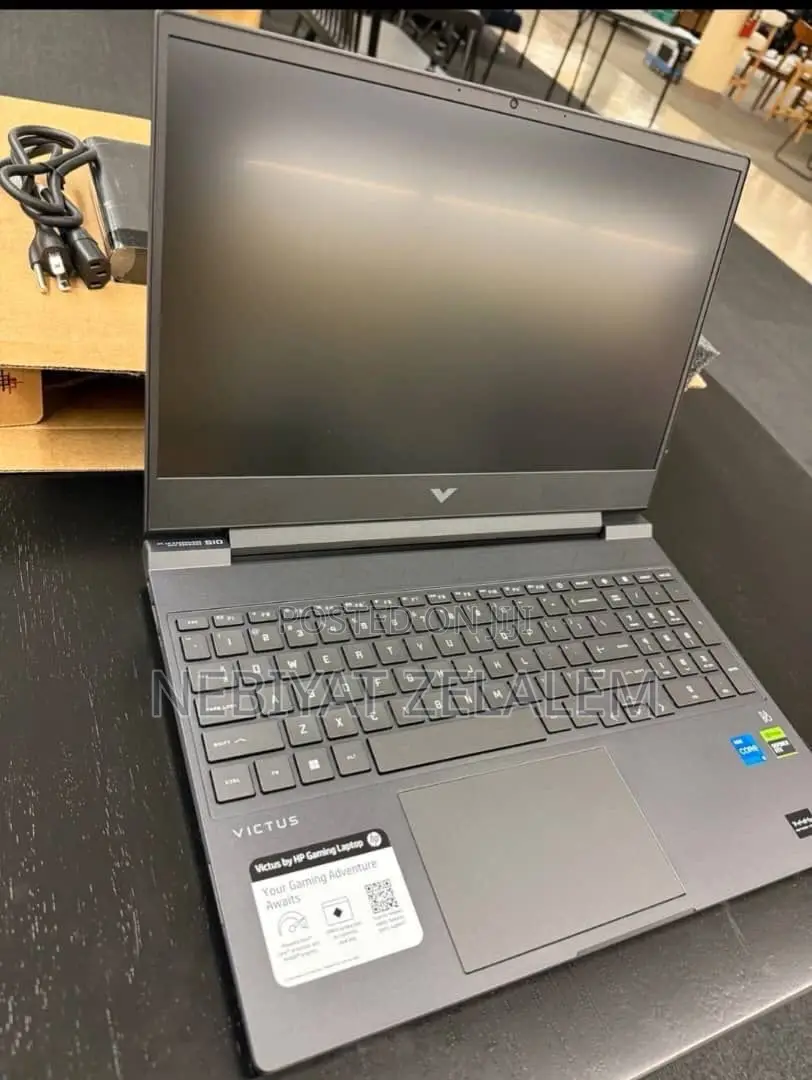 New Laptop HP Victus 15 16GB Intel Core i7 SSD 1T