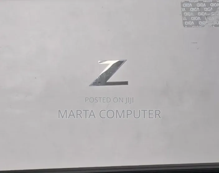 New Laptop HP ZBook Firefly G8 16GB Intel Core i5 SSD 512GB