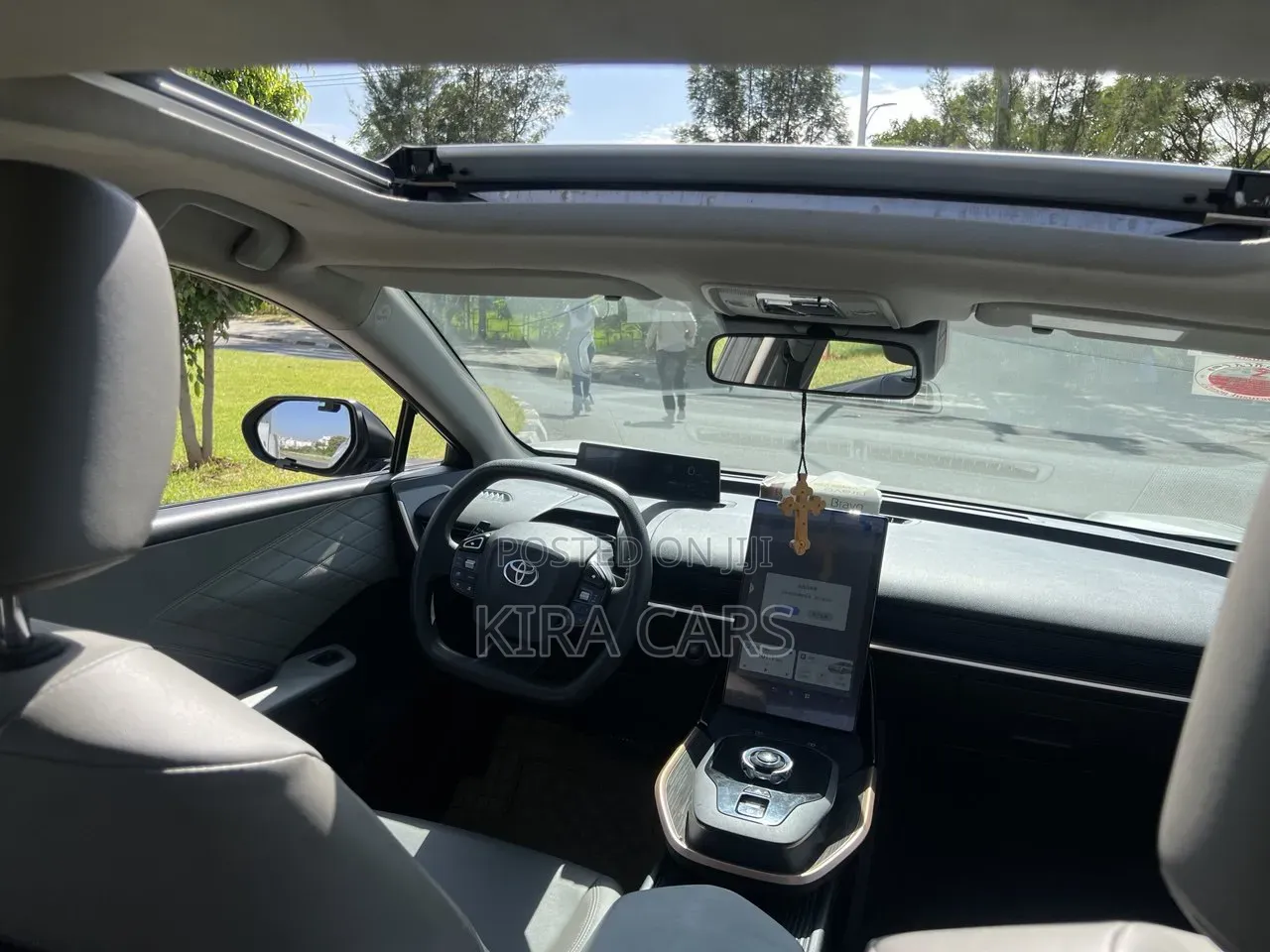 Toyota bZ3 2025 Silver