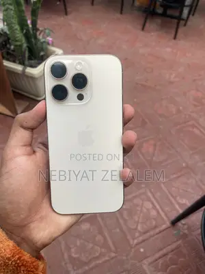 Apple iPhone 16 Pro 128 GB Gold