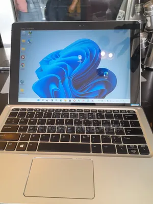 New Laptop HP Elite X2 1012 8GB Intel Core Ultra 5 SSD 256GB